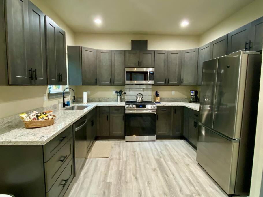 New Modern Cabin! 5Mi To Mt Rainier National Park! Hot Tub & Wifi Ashford Exterior foto